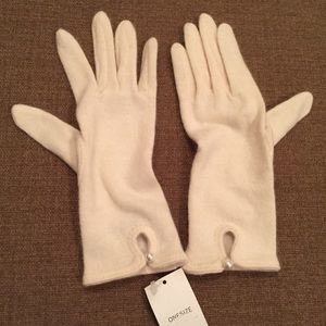 NWT White Wool Banana Republic Gloves OS
